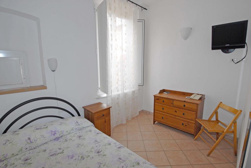Hotel Luana Viareggio Bilik gambar
