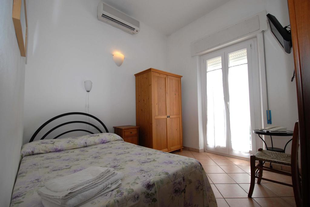 Hotel Luana Viareggio Luaran gambar